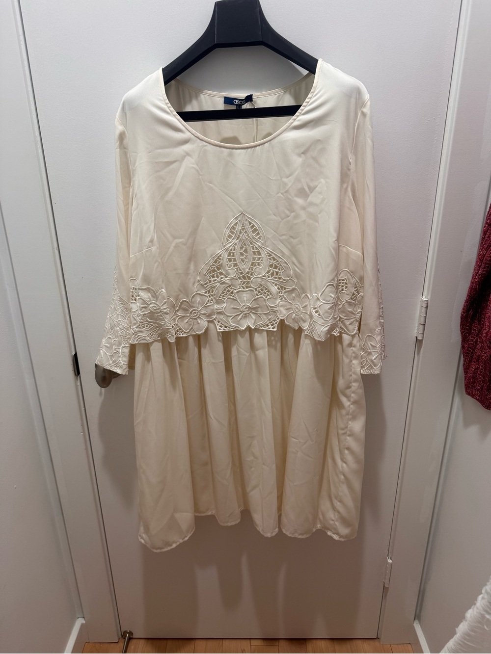 ASOS Curve Ivory Embroidered Babydoll Swing Dress – NWT – Size US 18 / UK 22